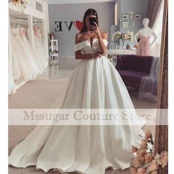 2021 Прости сватбени рокли трапецовидна форма с открити рамене, Сатен сватбени рокли Inform по поръчка за жени