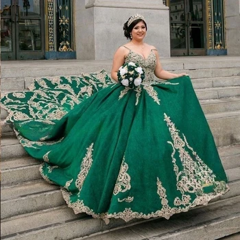 Зелена Мексиканското Пищни рокля 2023 Година с Луксозни V Образно Деколте И Расшитой Мъниста Златен Аппликацией Vestidos XV Años Sweet 16 Robe De Soirée Chapel Train